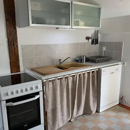 Holiday home La Parencelle: Equestrian Retreat Near Boulerie Jump